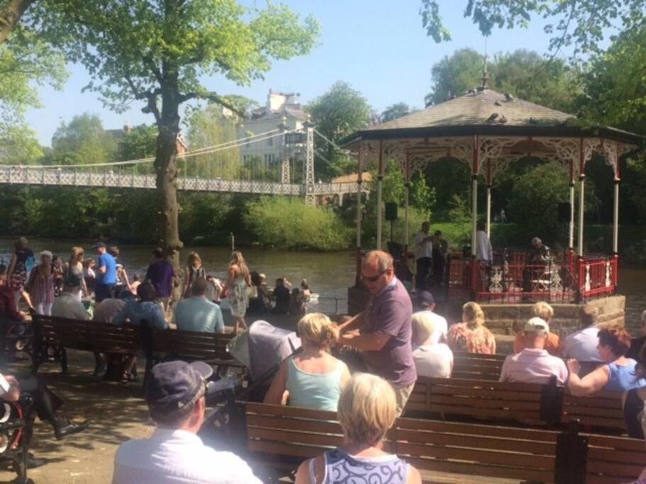 In The Heart Of Chester, Historical & Stylish Exteriör bild