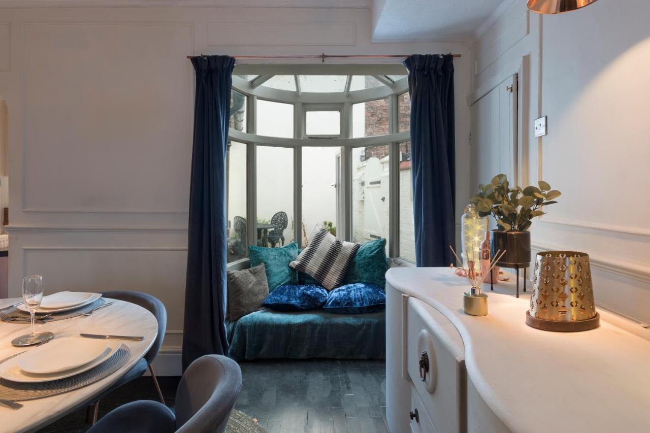 In The Heart Of Chester, Historical & Stylish Exteriör bild