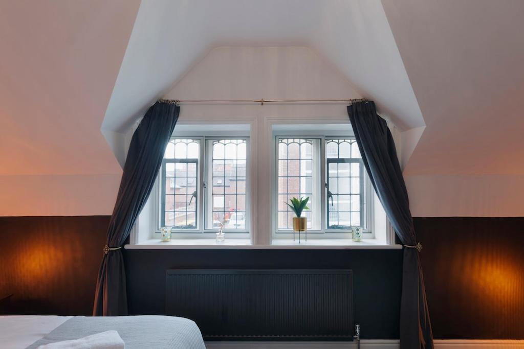 In The Heart Of Chester, Historical & Stylish Exteriör bild